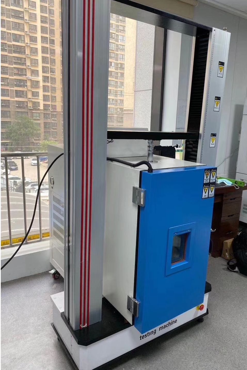 高低溫拉力試驗(yàn)機(jī)